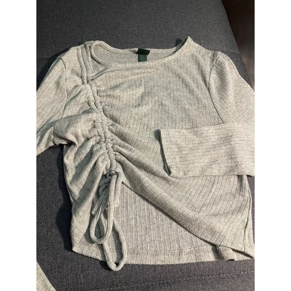 Wild Fable Gray Ribbed Ruched Drawstring Long Sleeve Crop Top M - Picture 2 of 8